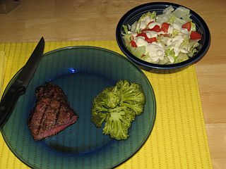steak-broc-salad.jpg
